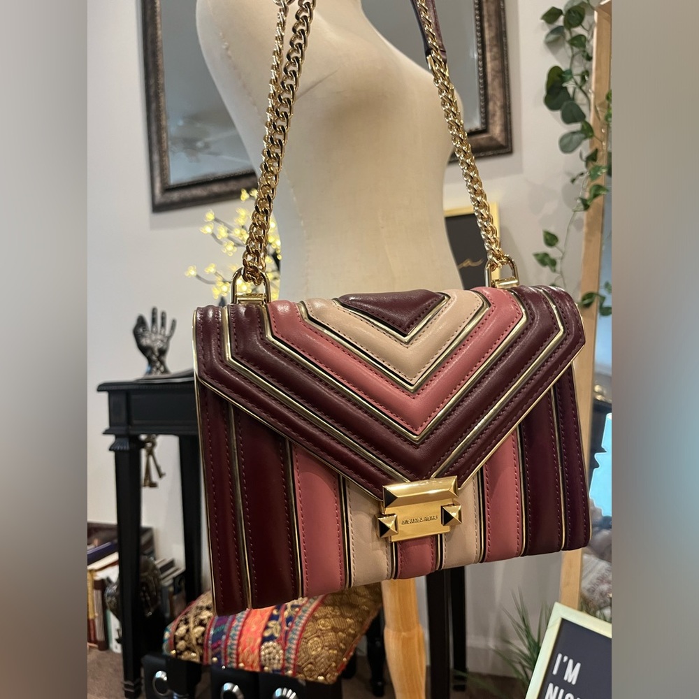 Rare❤️🔥❤️🔥EUC Michael Kors Burgundy Whitney large Quilted Chevon Flap Bag - Picture 13 of 16